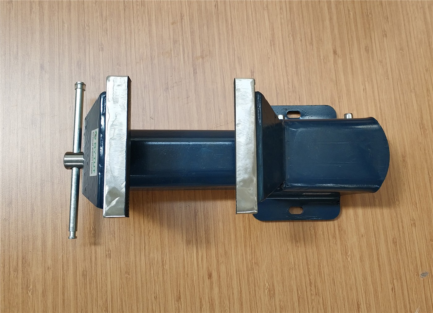 Steel bench vice, 150 mm example model, photo 2