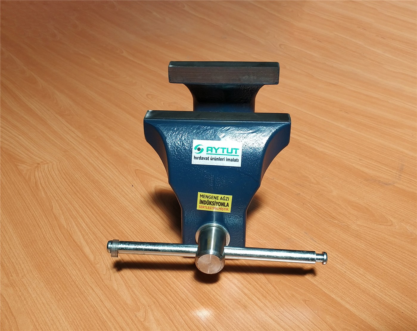 Cast iron bench vice, 150 mm example model, photo 3